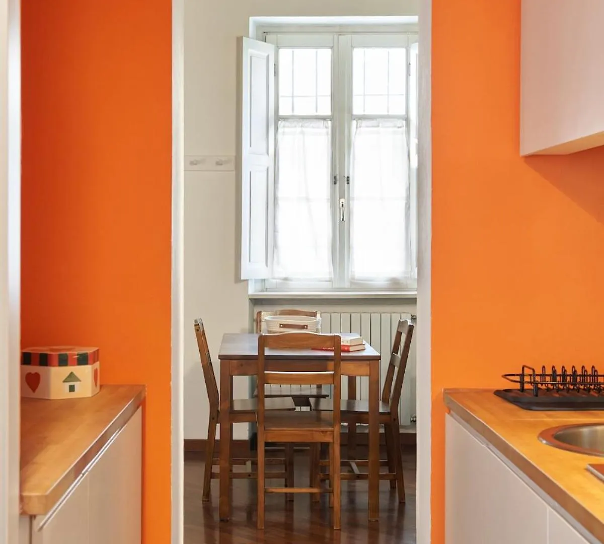 Appartement Interno Milanese A Due Passi Dal Centro 0*, Milan